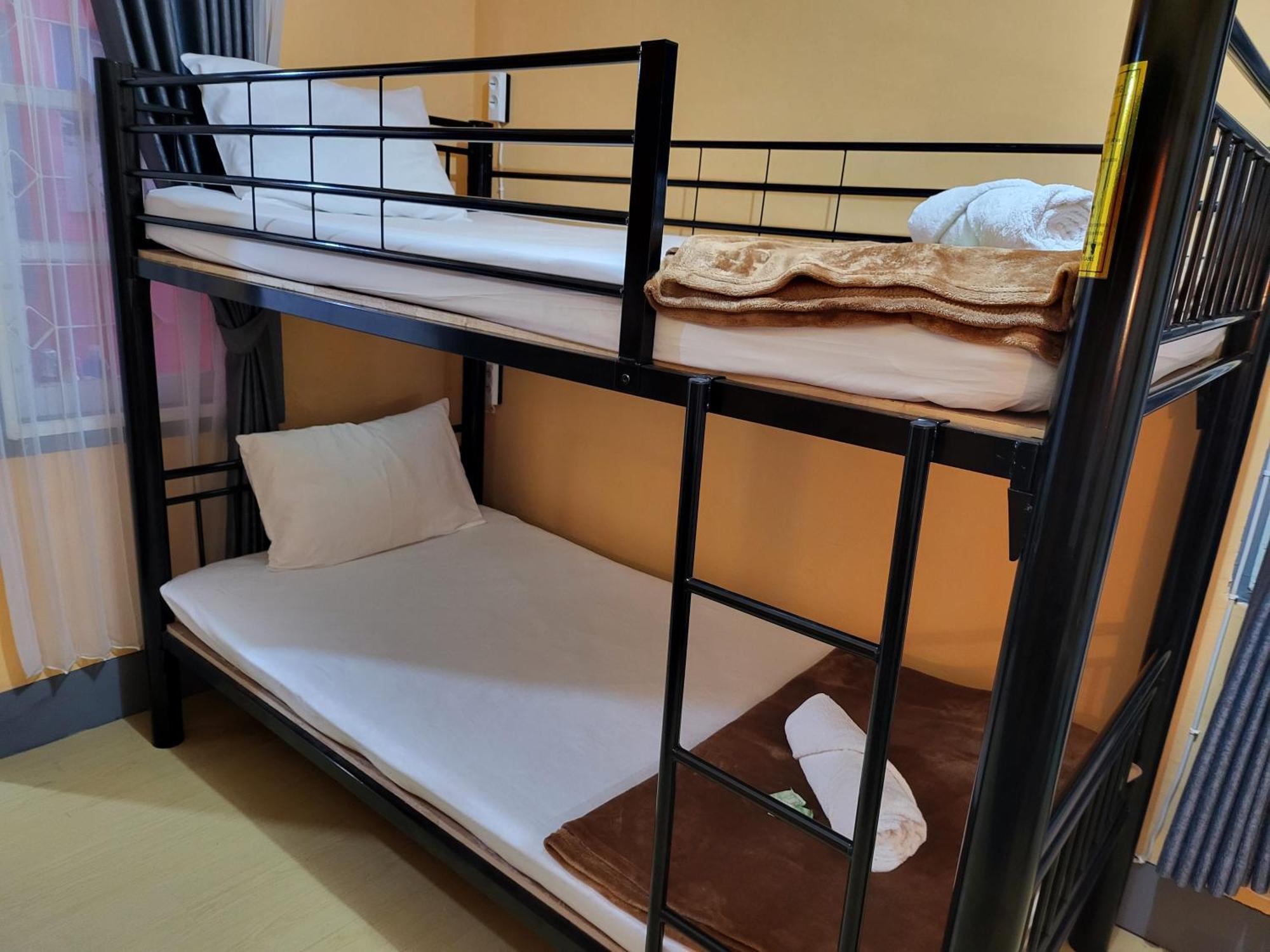 Dewi Sri Guest house